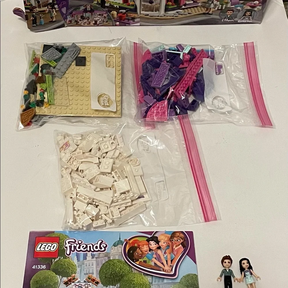 Lego Friends Emma’s Art‎ Cafe